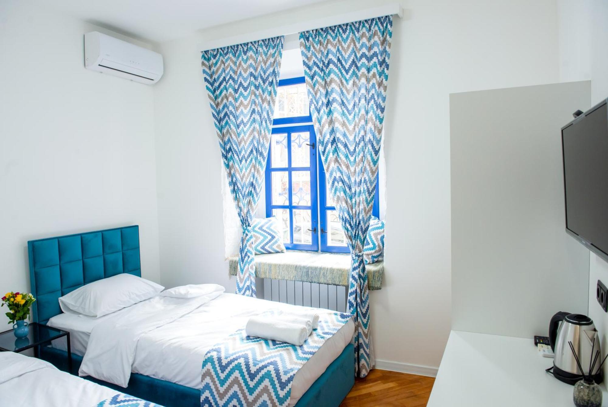 Pallada Yerevan Luaran gambar
