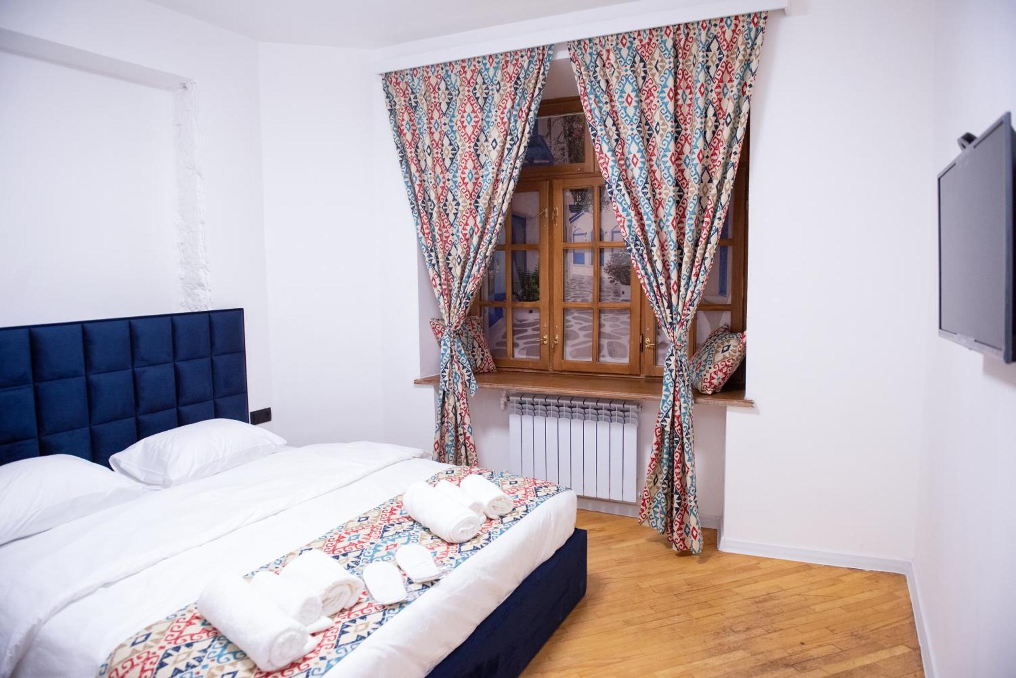 Pallada Yerevan Luaran gambar